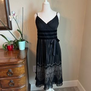 NWOT Ann Taylor Little Black Dress Size 8